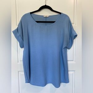 Entro Blue Boxy Short Sleeve T-Shirt